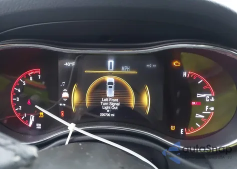 2015 Dodge Durango R/T z USA, uszkodzony, nr VIN 1C4SDJCT4FC128287